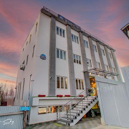 Hotel The Winter Sky Srīnagar Exterior foto